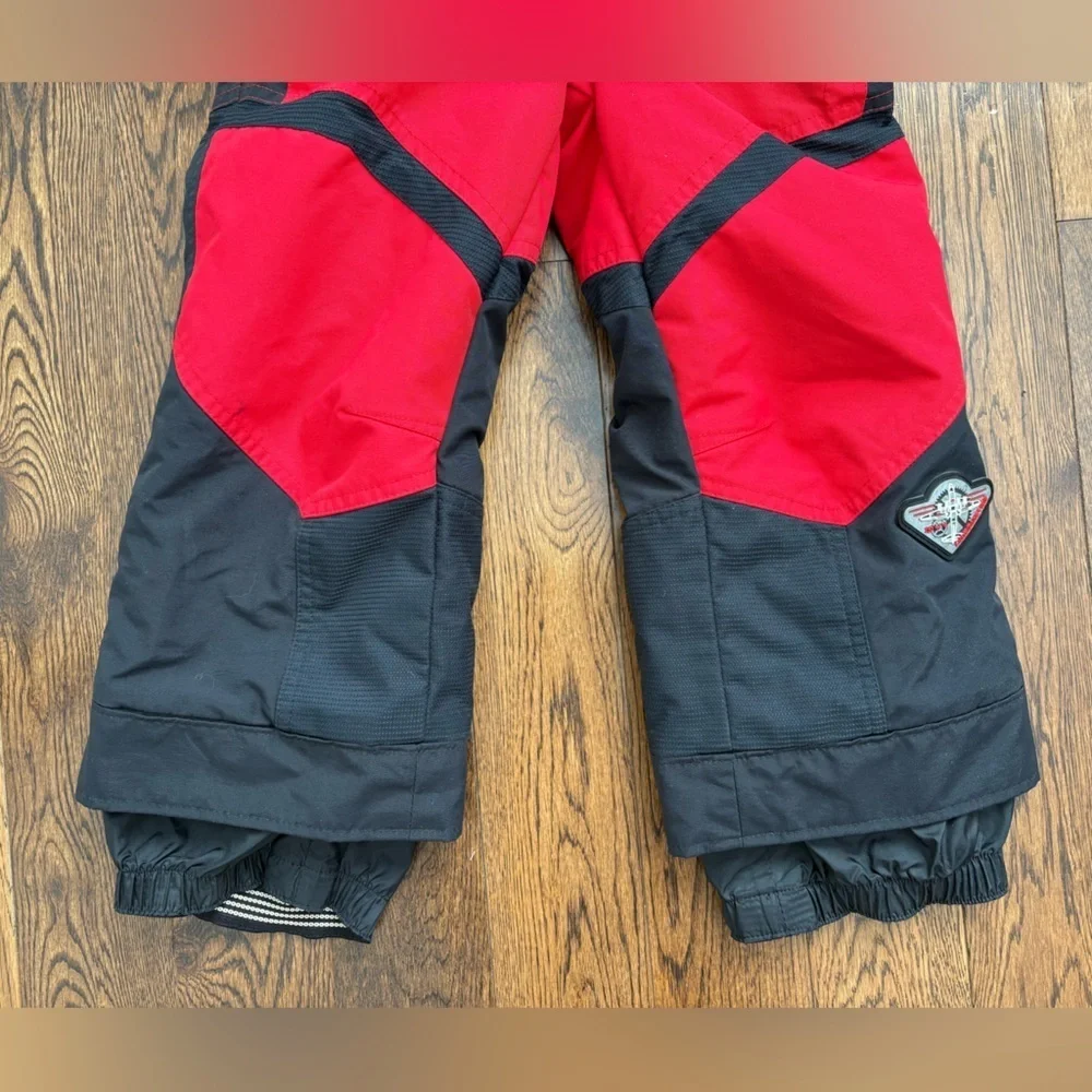Obermeyer Kids Red and Black Ski/ Snowsuit Size 4